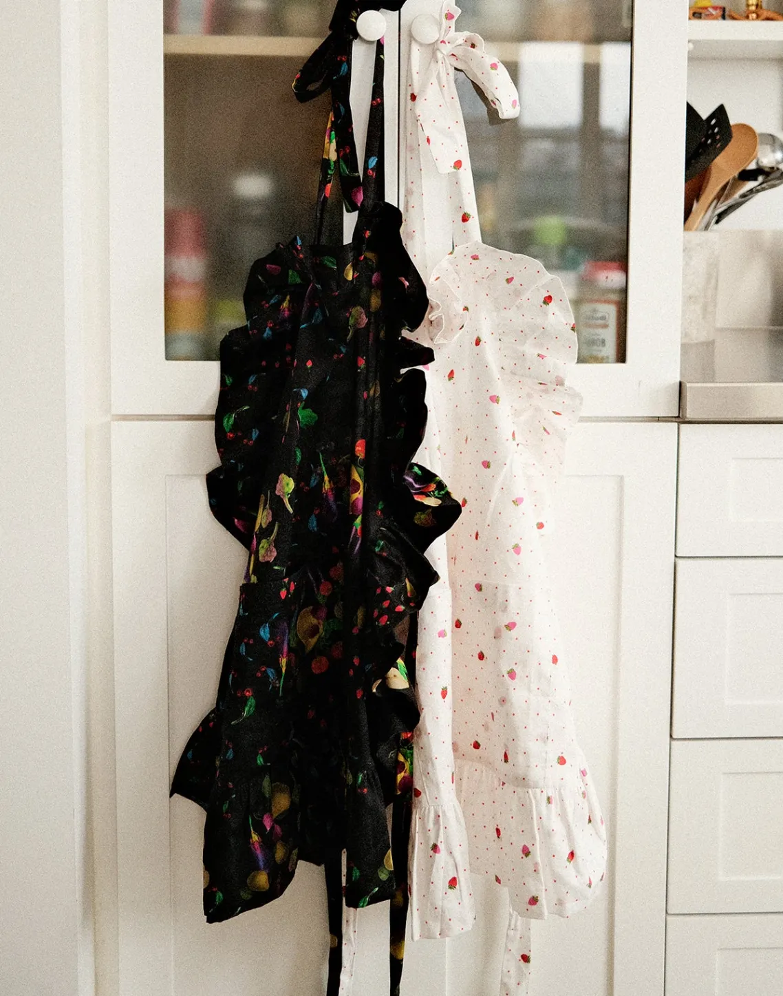 Cynthia Rowley CR x Kit Ruffle Apron White Sale