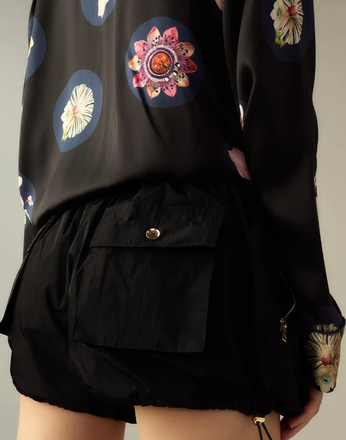 Cynthia Rowley Nylon Cargo Shorts BLACK Hot