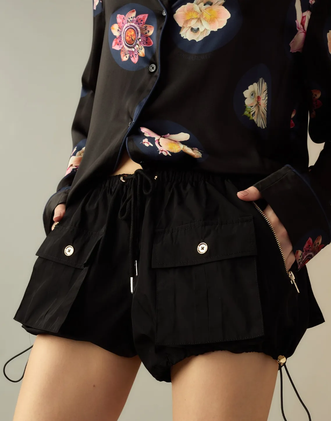 Cynthia Rowley Nylon Cargo Shorts BLACK Hot