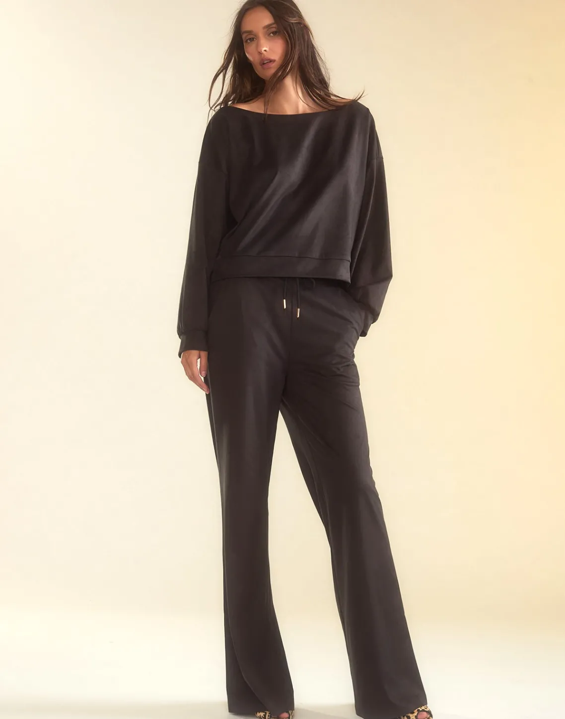 Cynthia Rowley Sleek Ultrasuede Lounge Pant BLACK Fashion